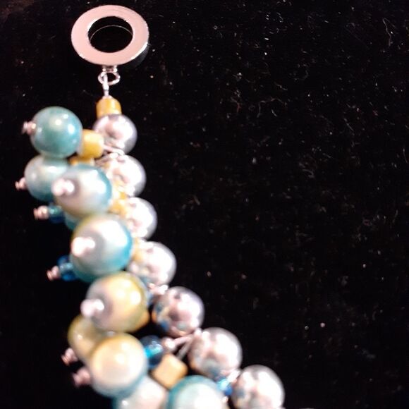 7.5" HANDBEADED METALLIC RESIN BEADING - Picture 3 of 5